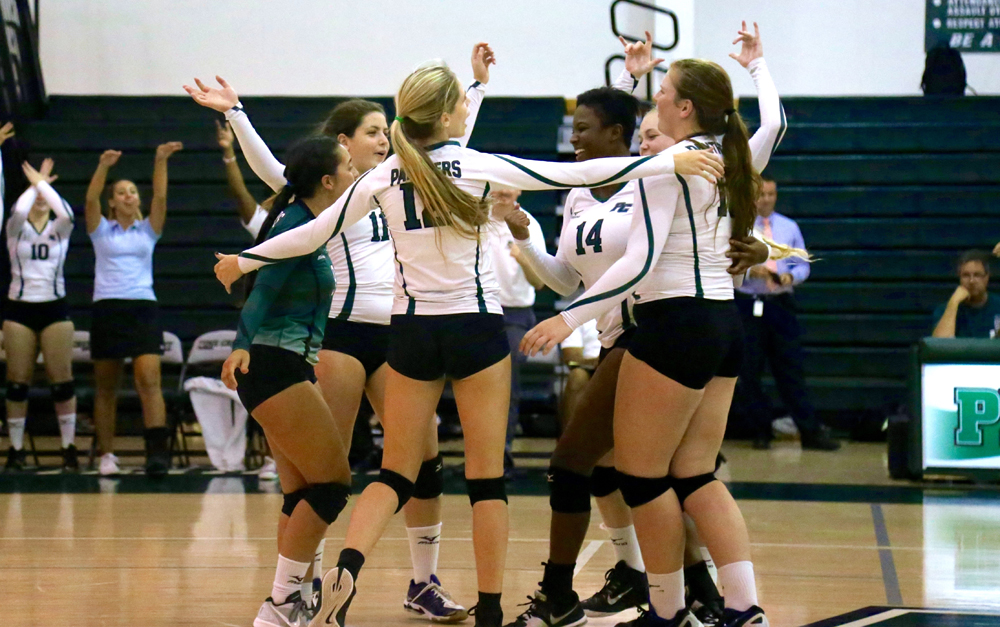 Pine Crest Girls Volleyball Team Ready for a New Season