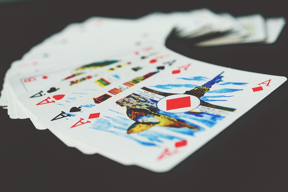 Same+Cards+Luck+Magic+Trick