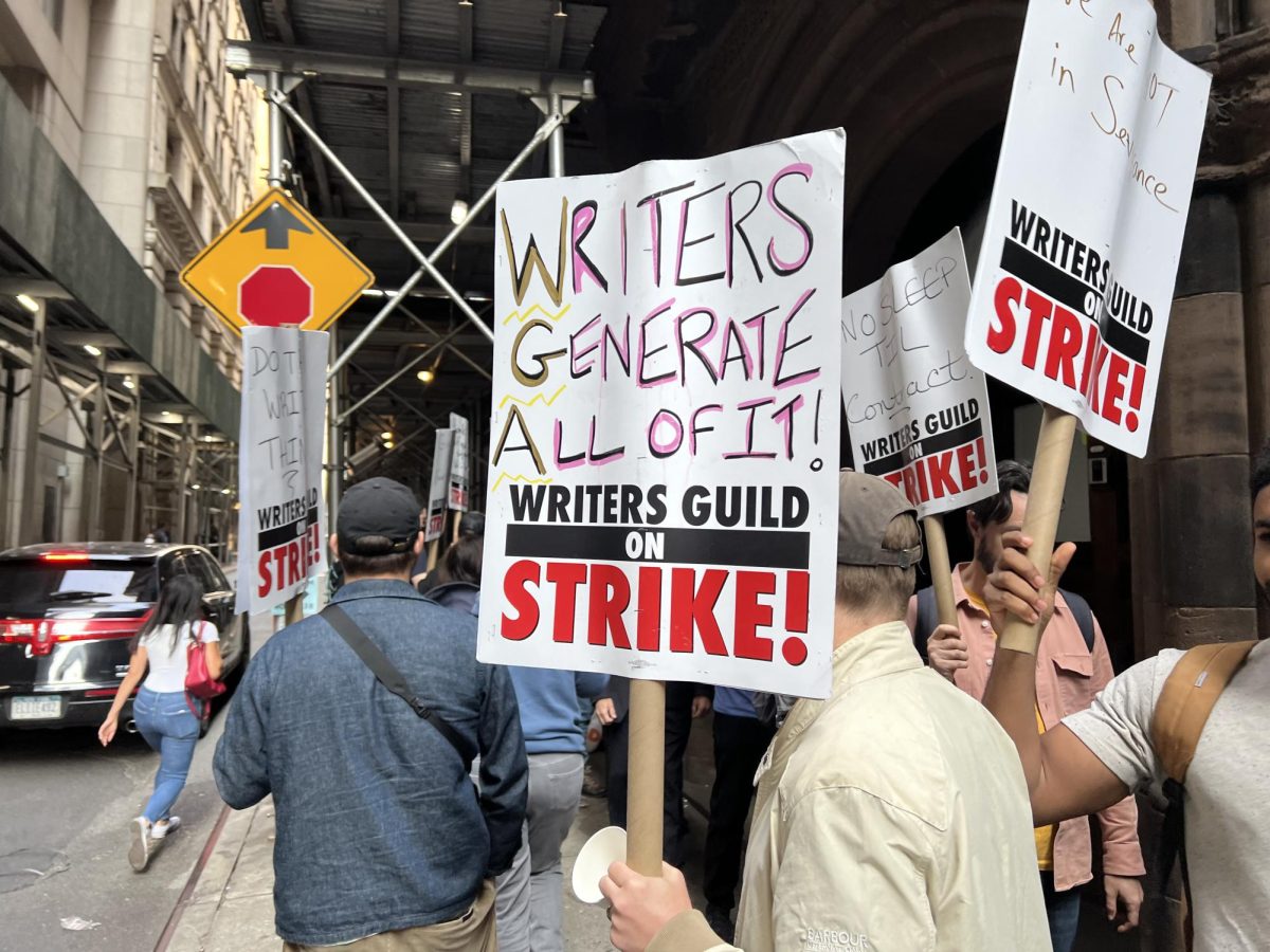 Picket+line+formed+by+writers+that+are+on+strike+in+New+York+City.%0AMay+10%2C+2023%0A